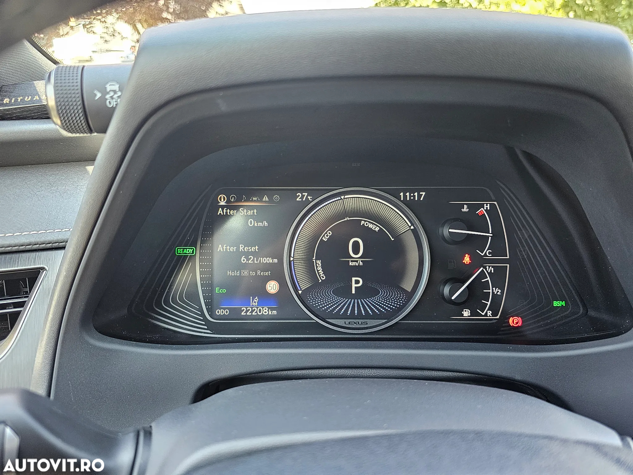 Lexus UX 250h Luxury Line - 15