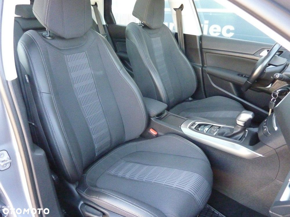 Peugeot 308 - 17