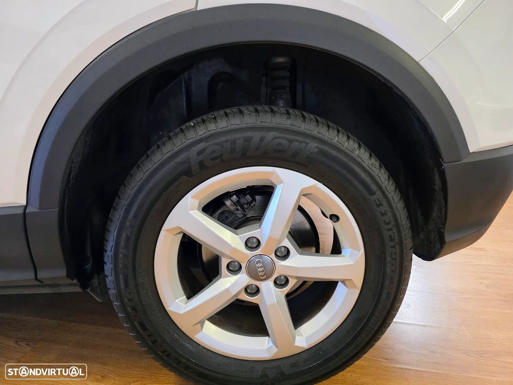 Audi Q2 30 TFSI Design - 24