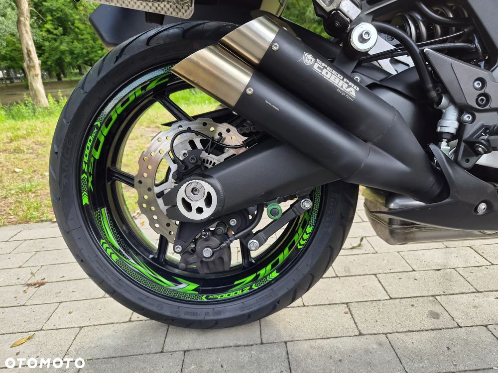 Kawasaki Ninja 1000 SX - 27