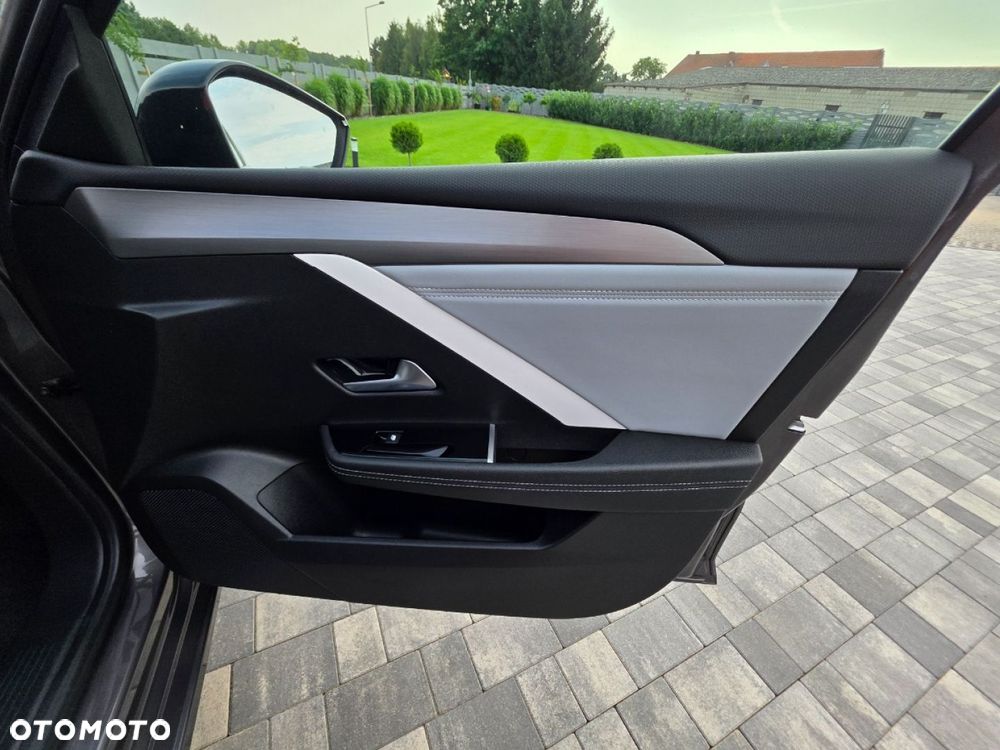 Opel Astra - 25