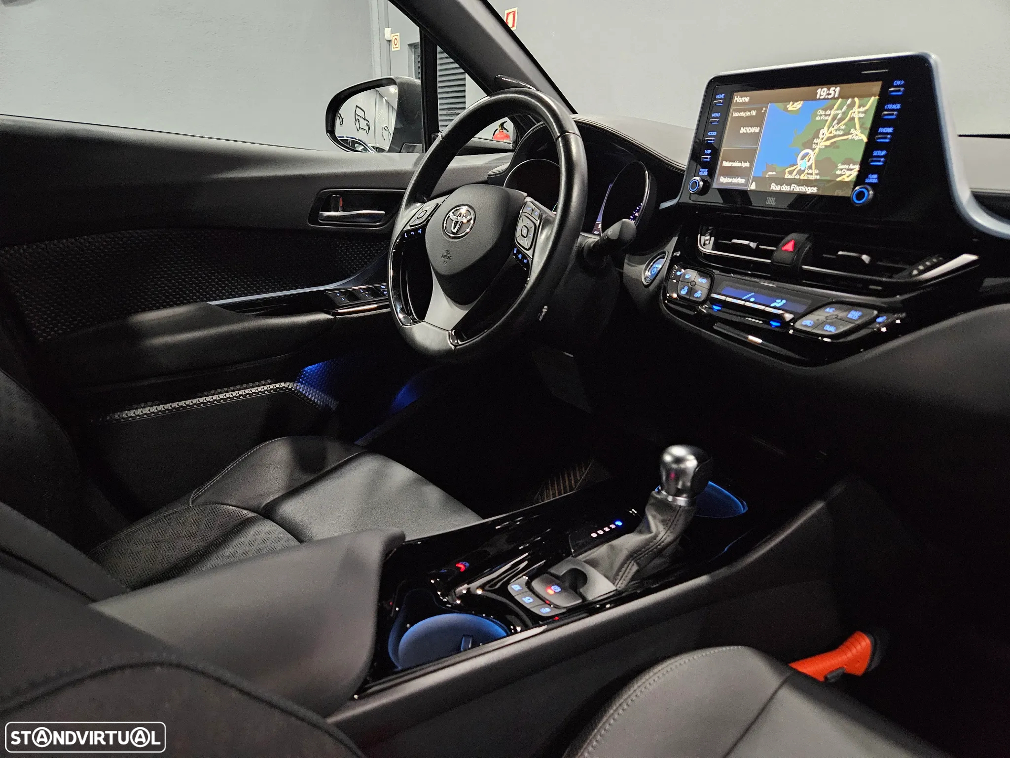 Toyota C-HR 1.8 Hybrid Exclusive+P.Luxury - 26