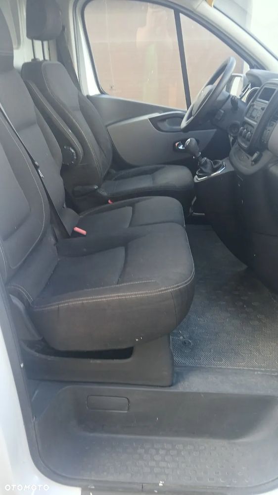 Renault Trafic - 13