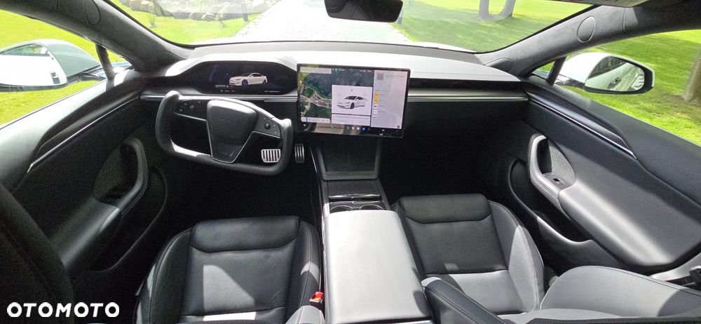 Tesla Model S - 13