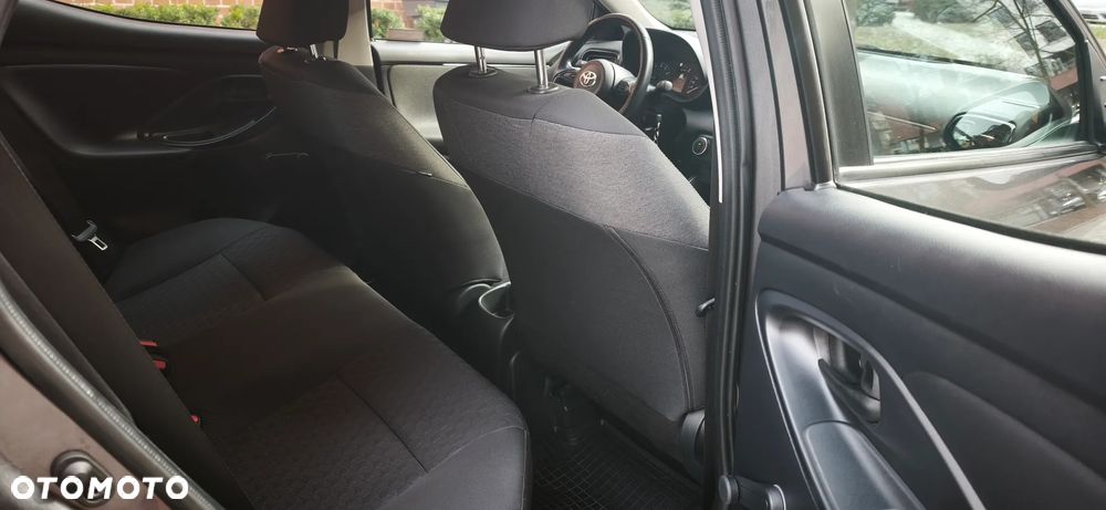Toyota Yaris 1.5 Comfort - 16