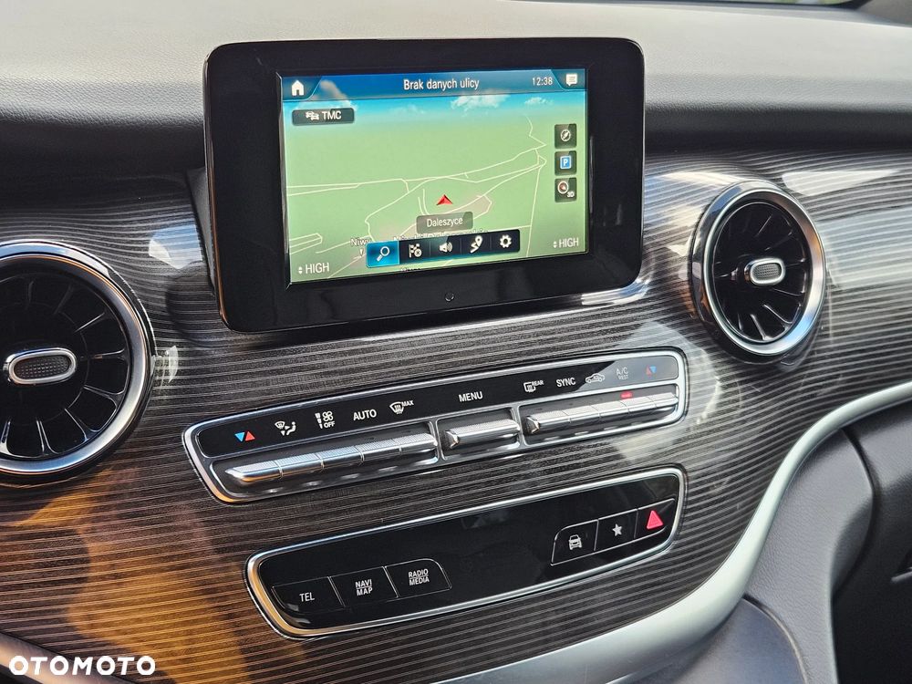 Mercedes-Benz Klasa V 250 d 4-Matic 9G-Tronic - 28