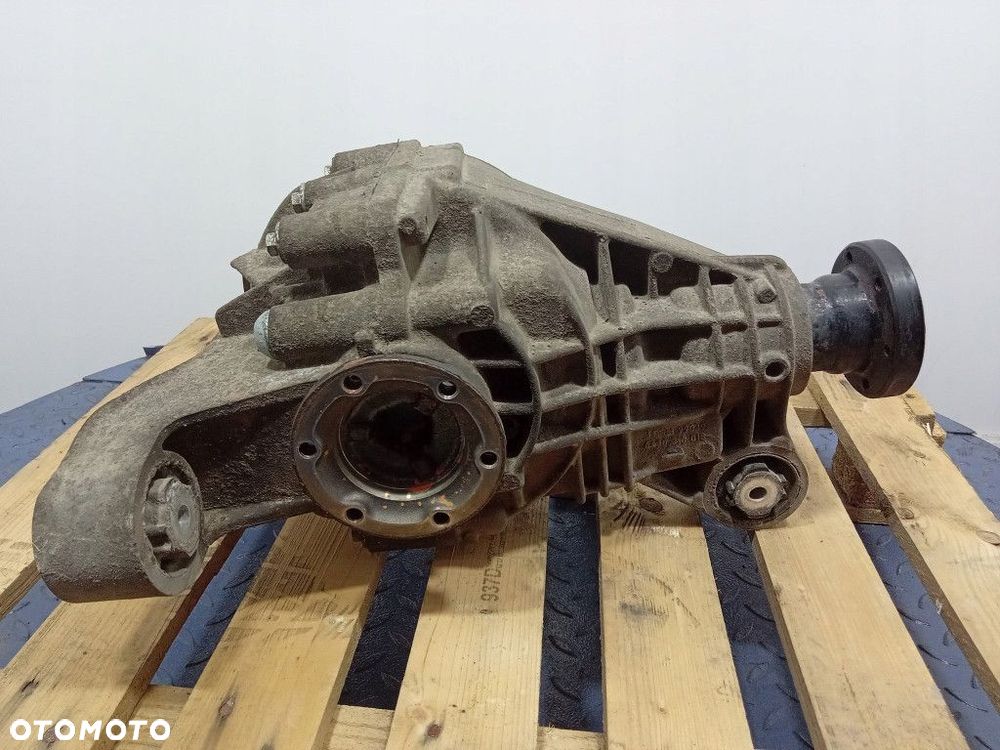 VW TOUAREG I 7L 2.5 TDI MOST DYFER TYŁ TYLNY 0AB525015Q - 2