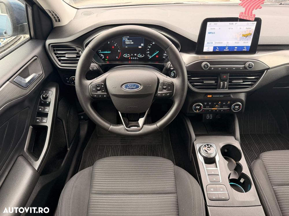 Ford Focus 2.0 EcoBlue Titanium - 8