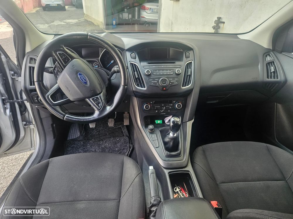 Ford Focus SW - 3