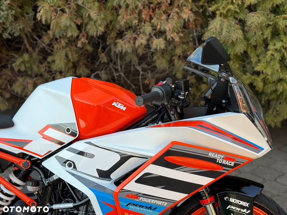 KTM RC 125 - 12