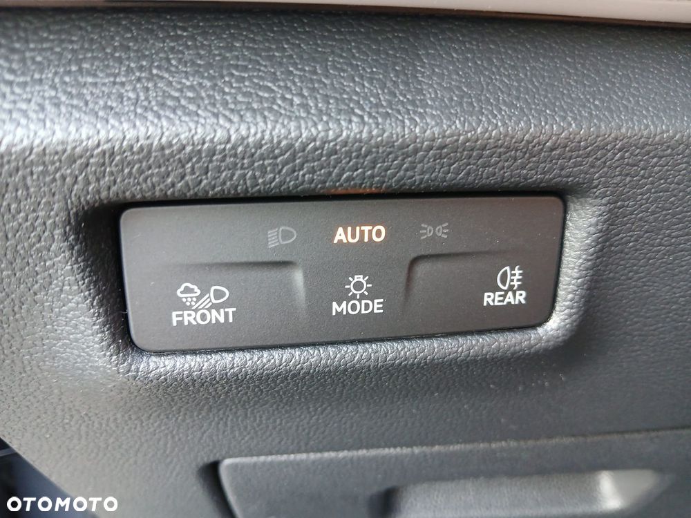 Volkswagen Tiguan - 16
