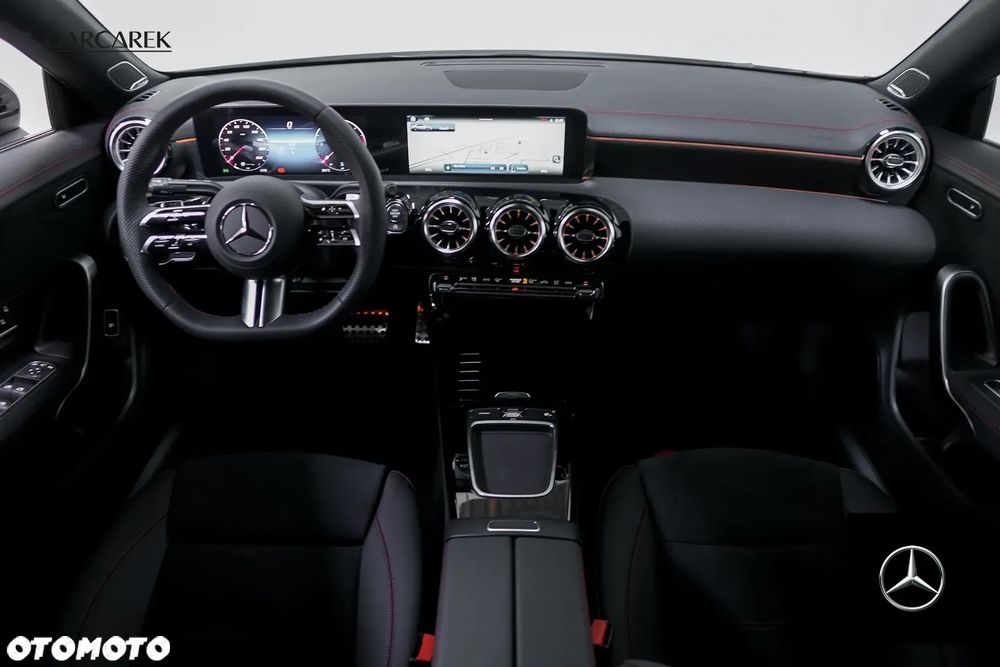 Mercedes-Benz CLA 200 d AMG Line 8G-DCT - 24