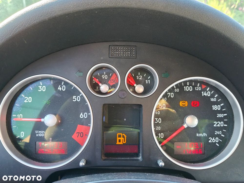Audi TT Coupé 1.8 T quattro - 21