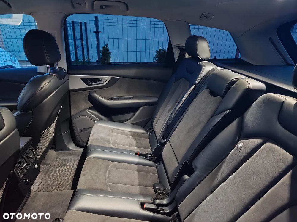 Audi Q7 - 18