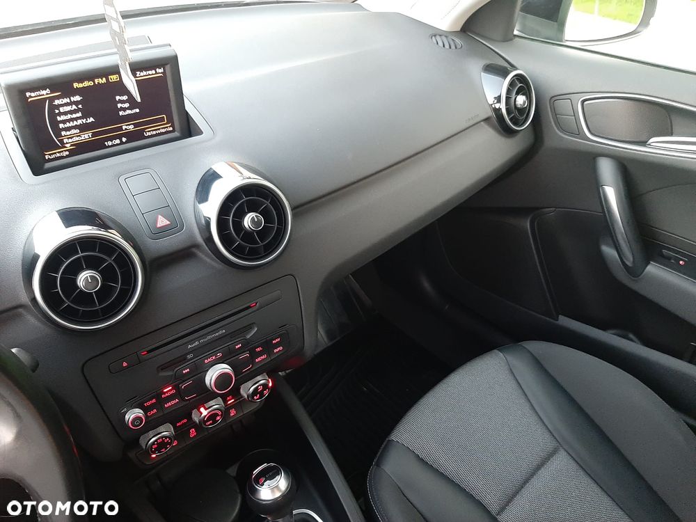 Audi A1 Sportback 1.6 TDI S tronic Ambition - 24