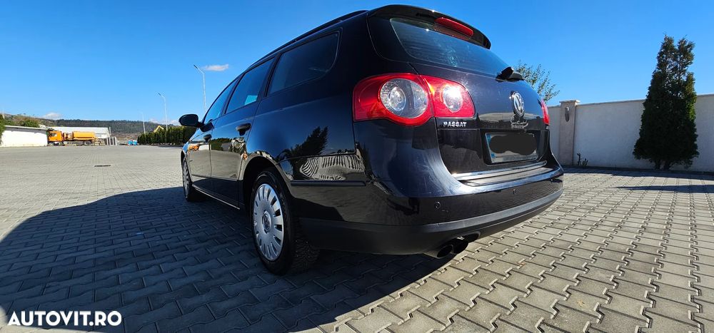 Volkswagen Passat Variant 2.0 TDI Trendline DPF DSG - 8