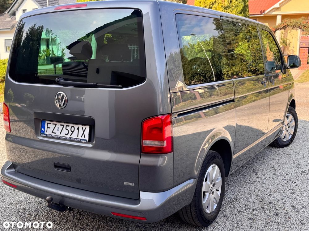 Volkswagen Multivan - 19