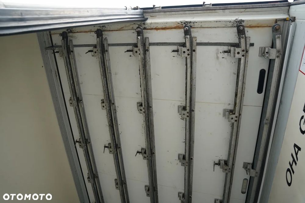 Schmitz Cargobull CHŁODNIA / THERMO KING SLX 200 / HAKÓWKA  / KOSZ NA PALETY / - 21