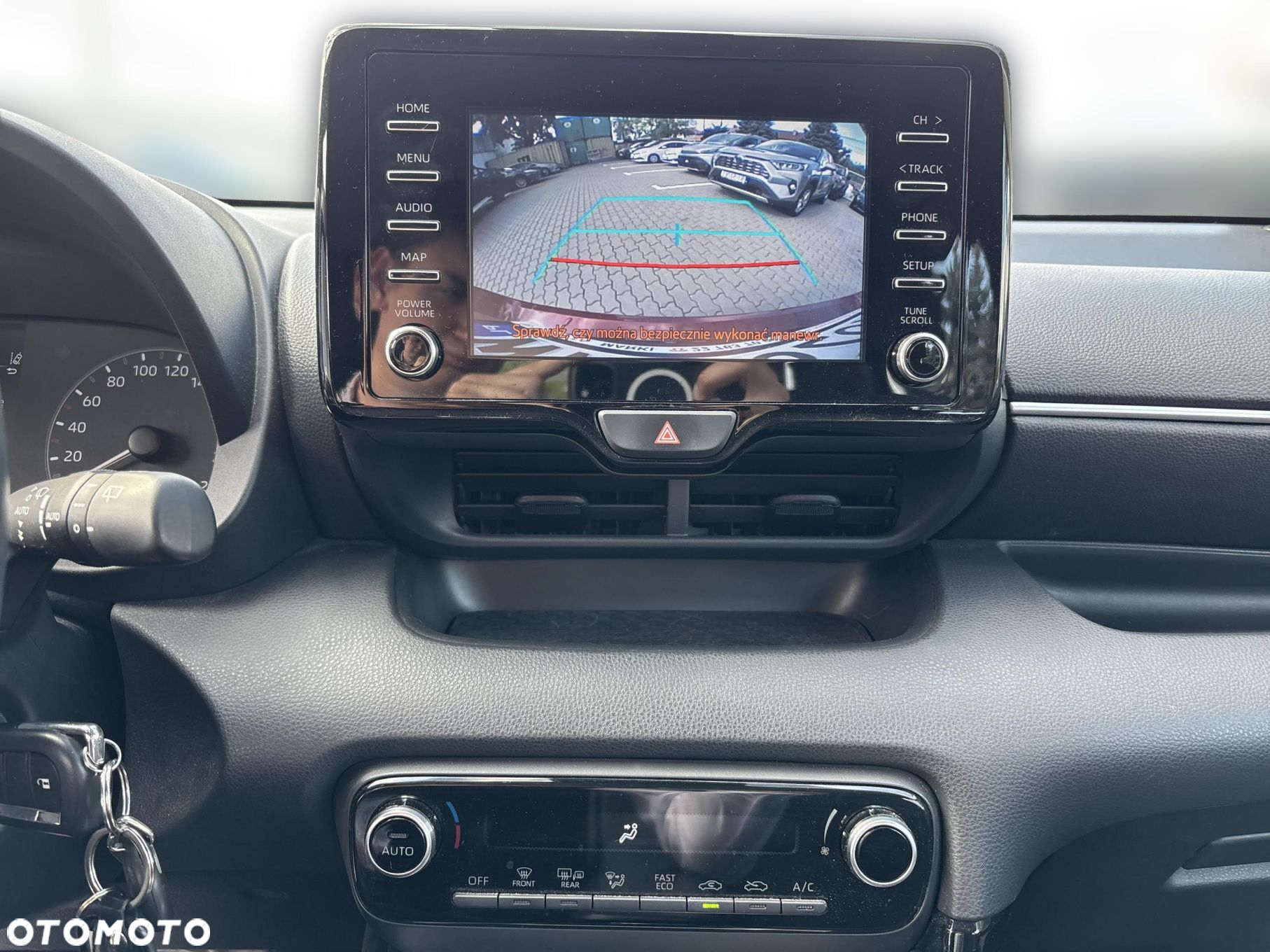 Toyota Yaris Hybrid 1.5 Comfort - 13