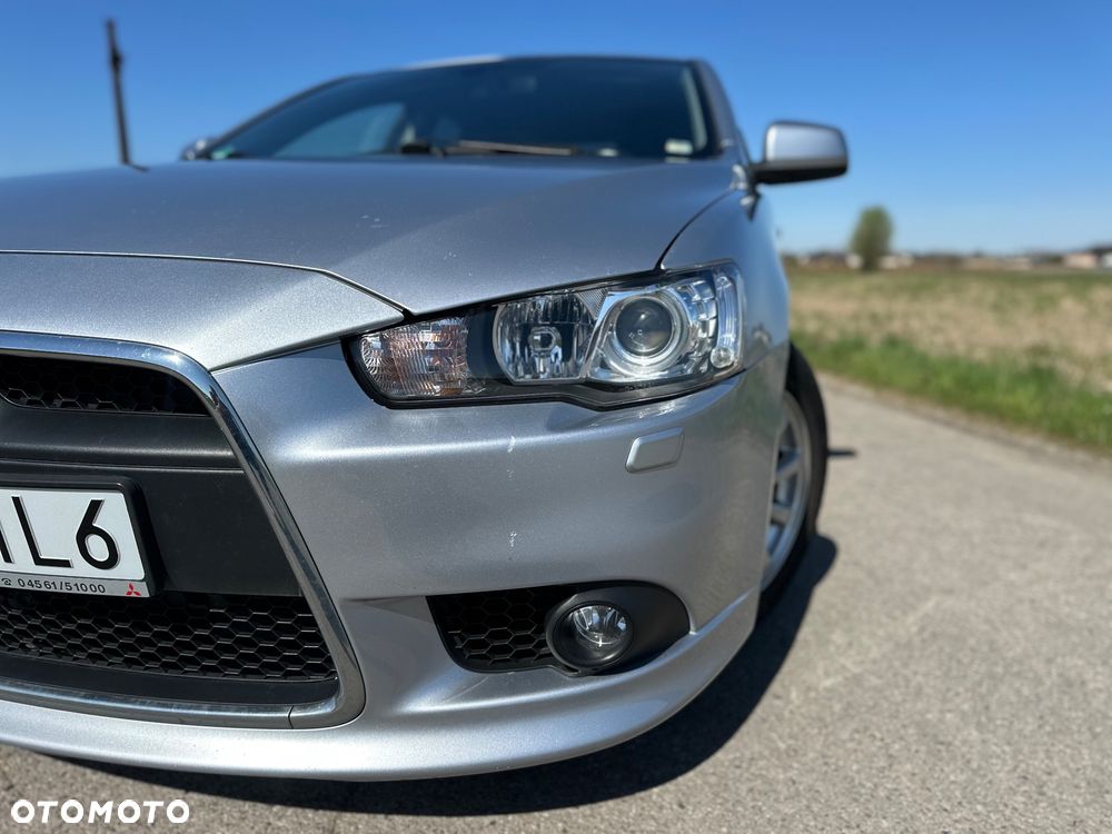 Mitsubishi Lancer - 6
