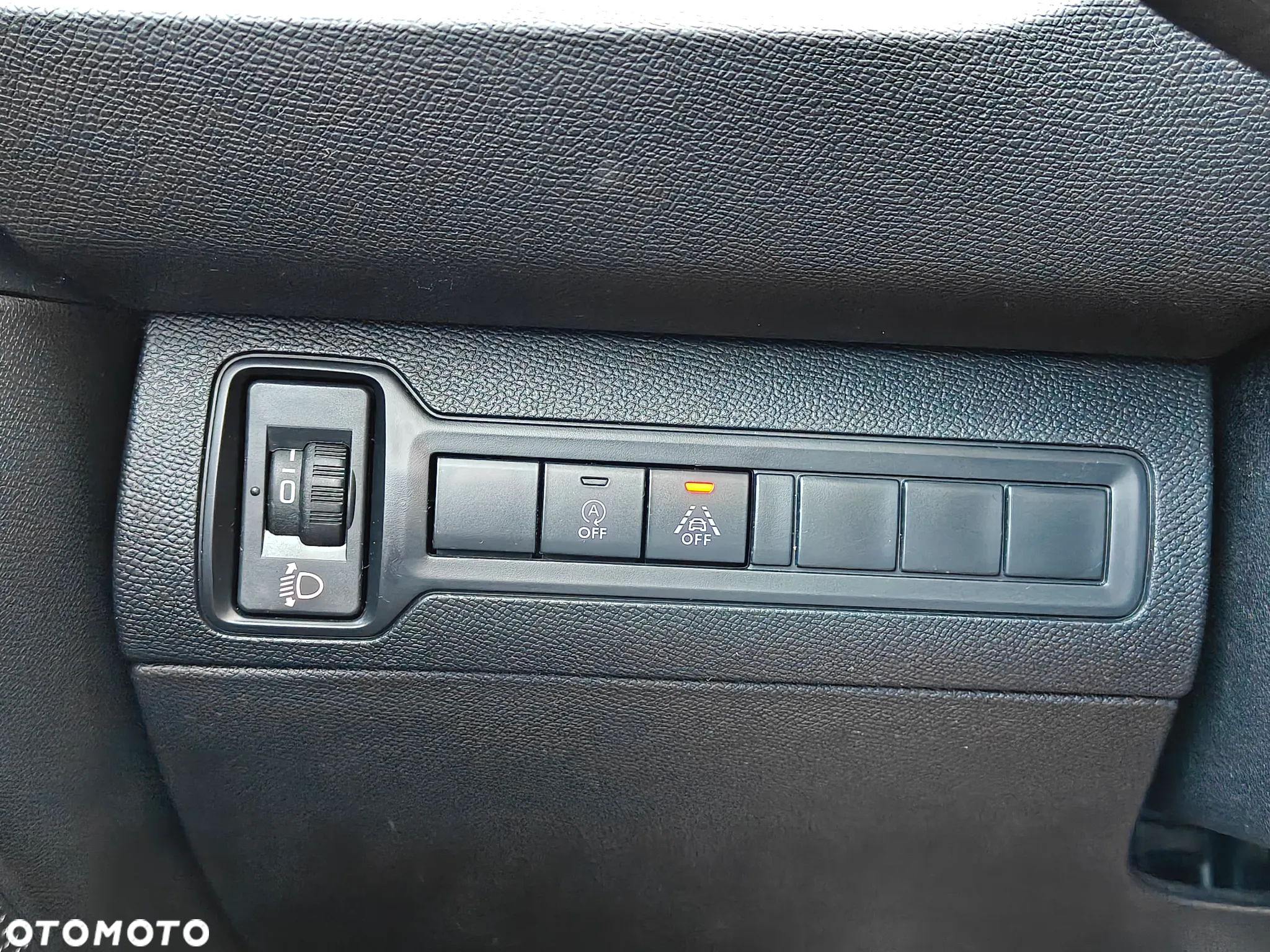 Peugeot 308 SW PureTech 110 Stop & Start Active Pack - 26