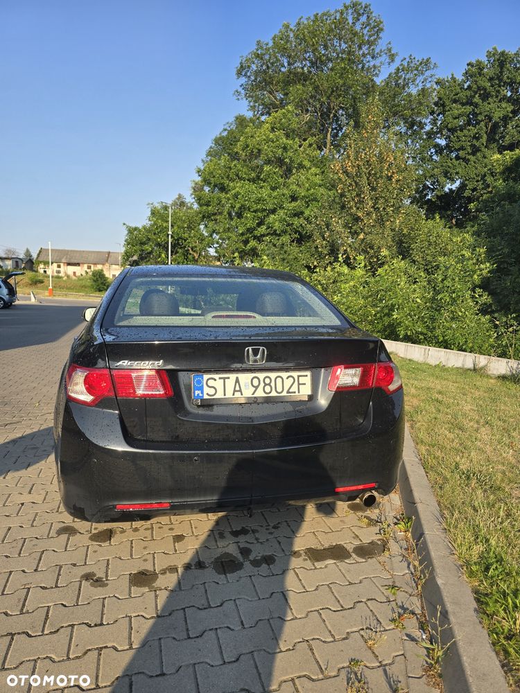 Honda Accord - 2