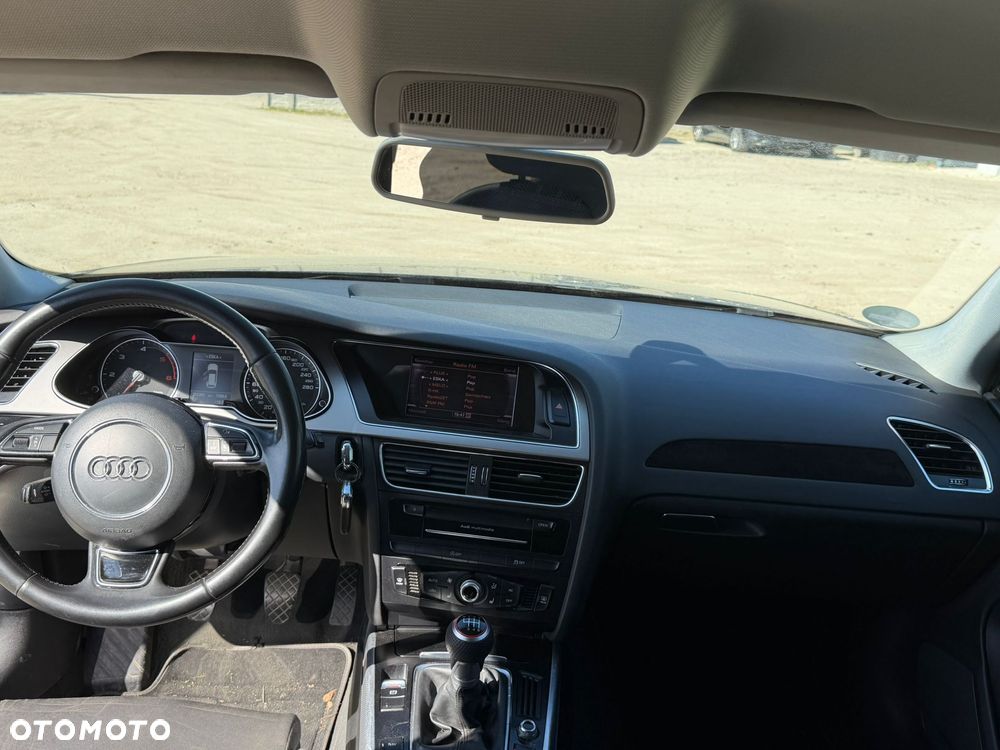 Audi A4 Avant 2.0 TDI - 5