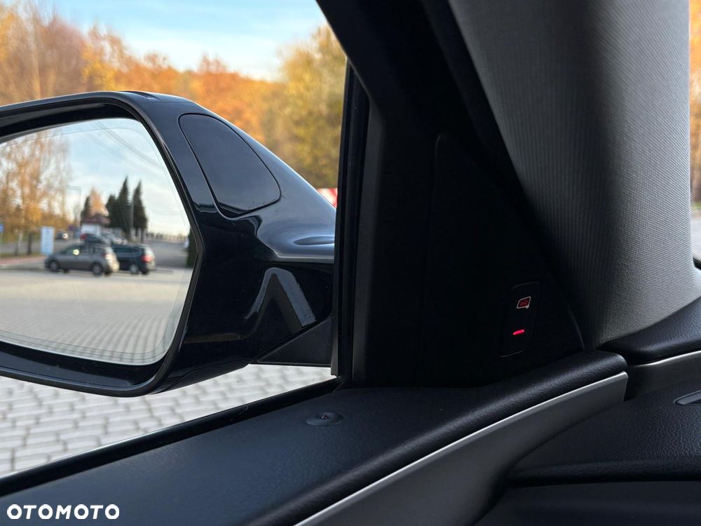 Audi A6 Avant 2.0 TDI ultra S tronic - 17