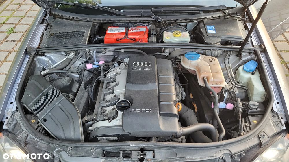 Audi A4 Avant 2.0T FSI - 16