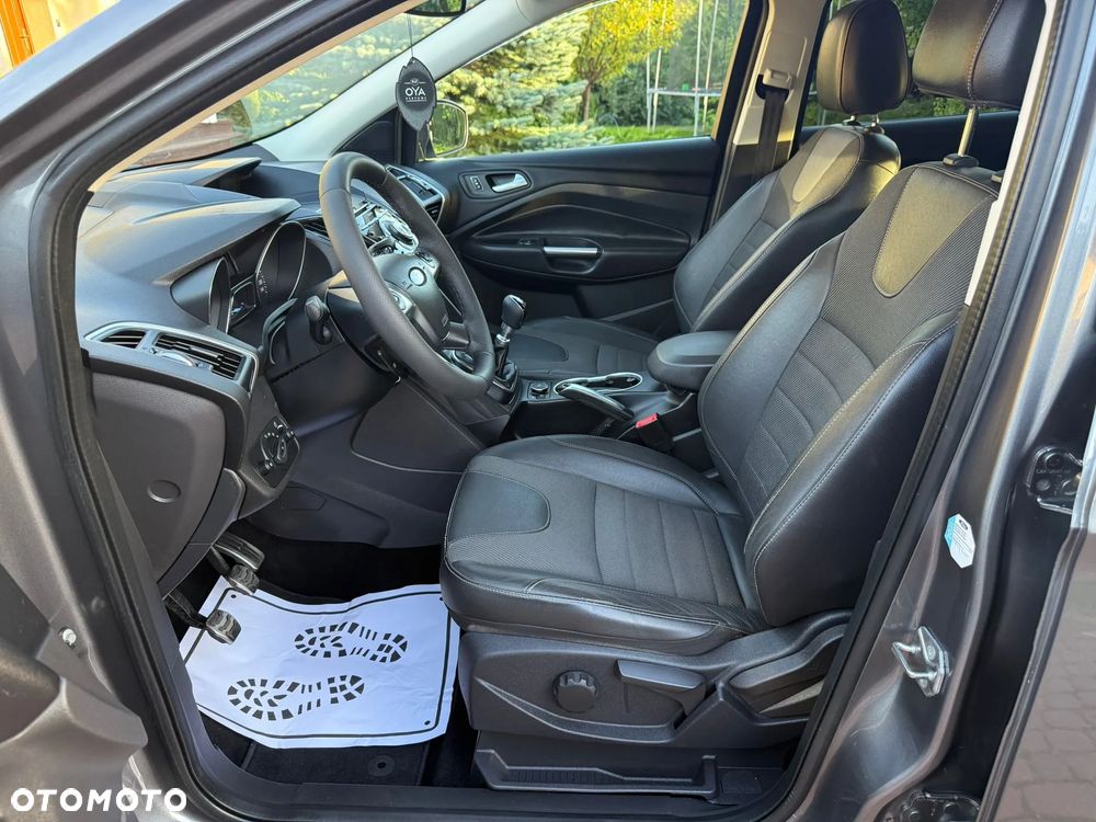 Ford Kuga 2.0 TDCi 4x4 Titanium - 10