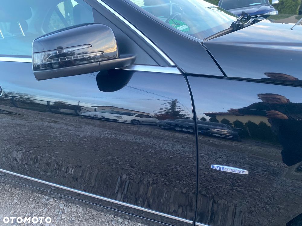 Mercedes-Benz Klasa C 180 CGI BlueEFFICIENCY Avantgarde - 7