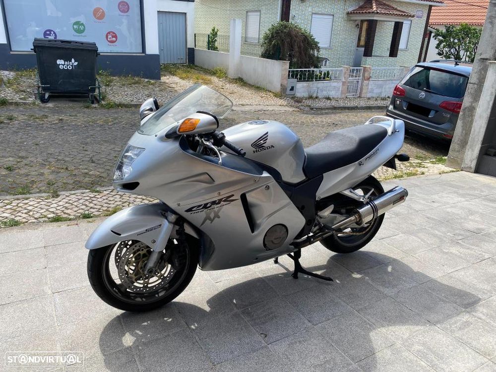 Honda CBR 1100XX - 5