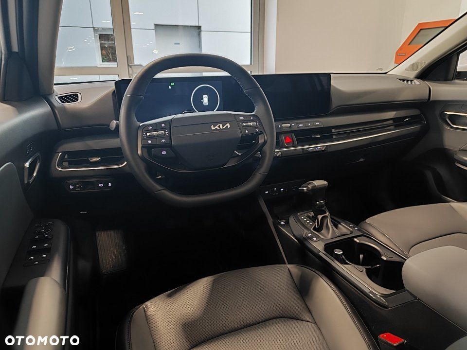 Kia K4 - 10