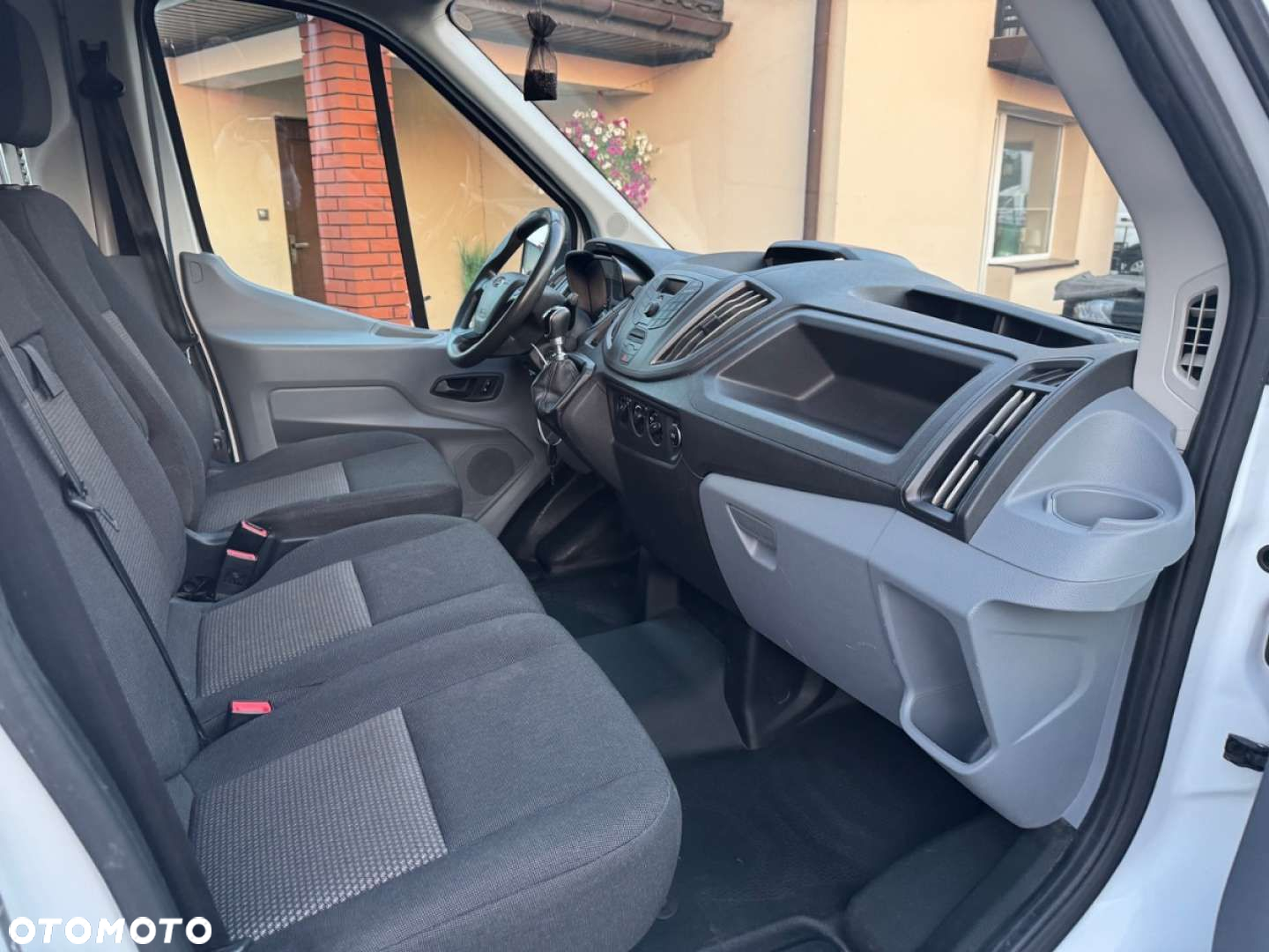 Ford Transit - 16