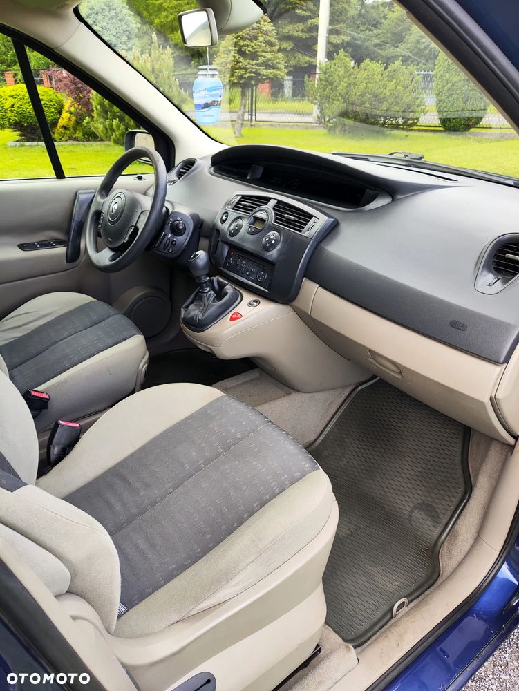 Renault Scenic 2.0 16V Expression - 15