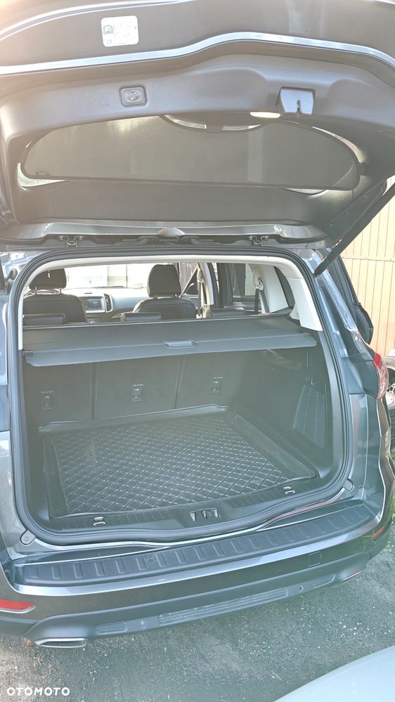 Ford S-Max - 8