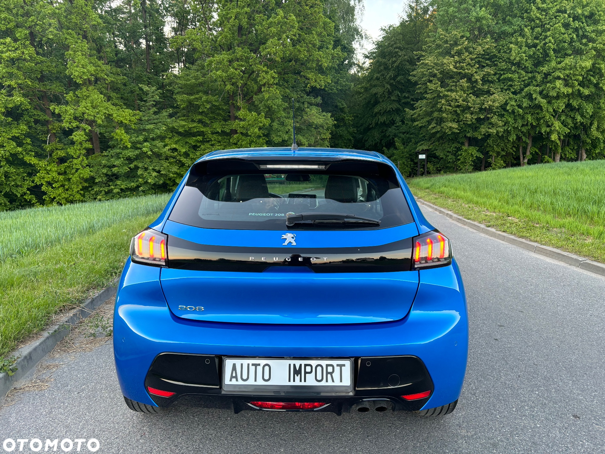 Peugeot 208 1.2 PureTech Allure S&S EAT8 - 5