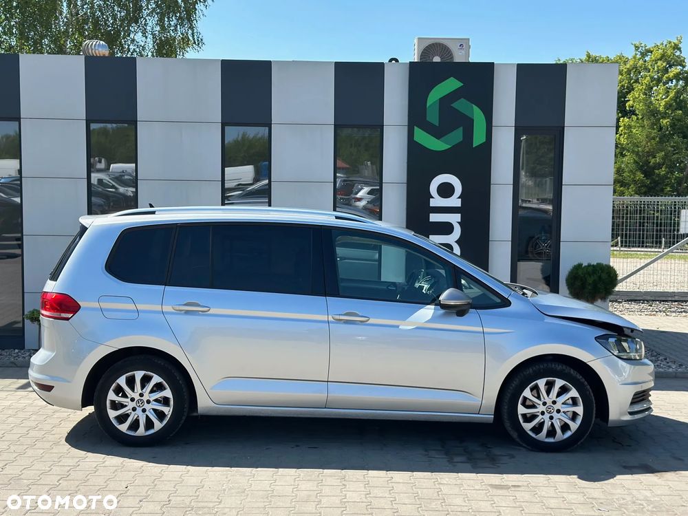 Volkswagen Touran 1.2 TSI (BlueMotion Technology) Trendline - 4