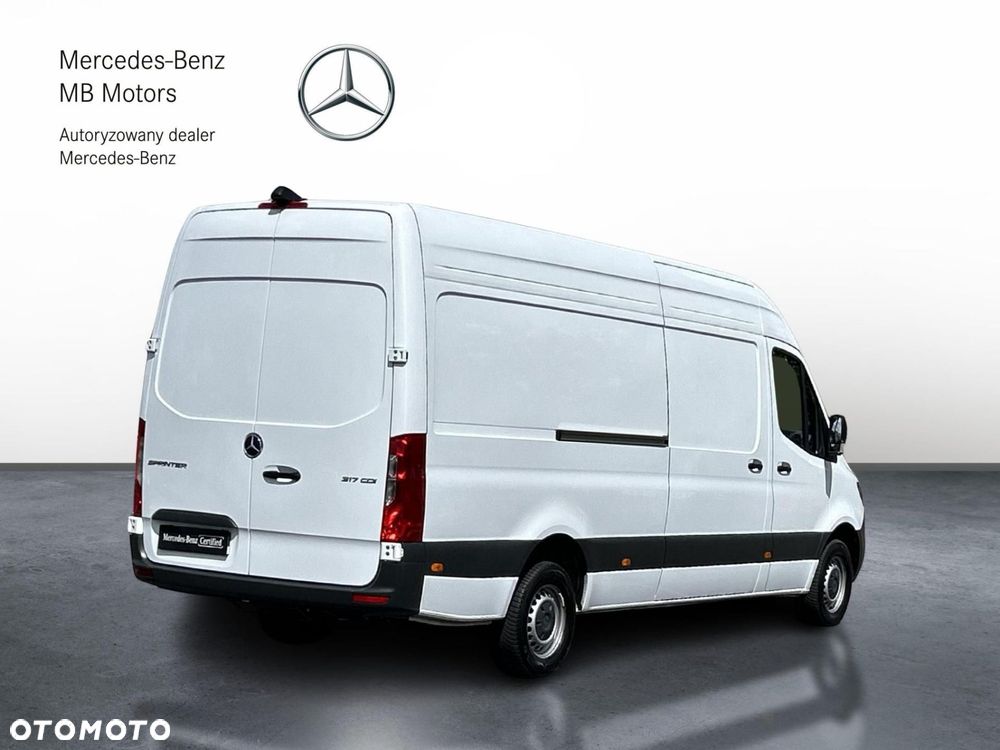 Mercedes-Benz Sprinter - 6