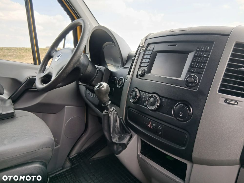 Volkswagen CRAFTER - 10