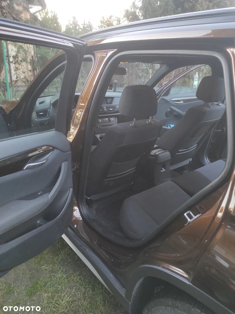 BMW X1 xDrive28i - 10