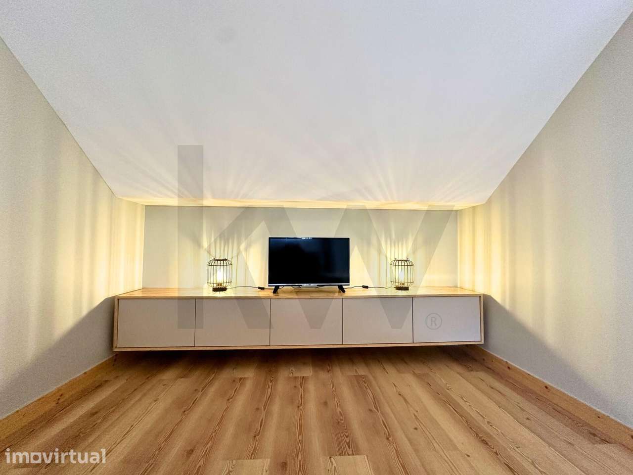 Fantástico Duplex T4 arrendado, com rendibilidade imediata, no Prior V - Grande imagem: 3/38