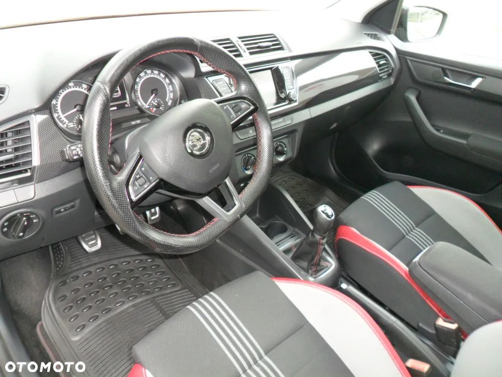 Skoda Fabia 1.2 TSI Monte Carlo - 13