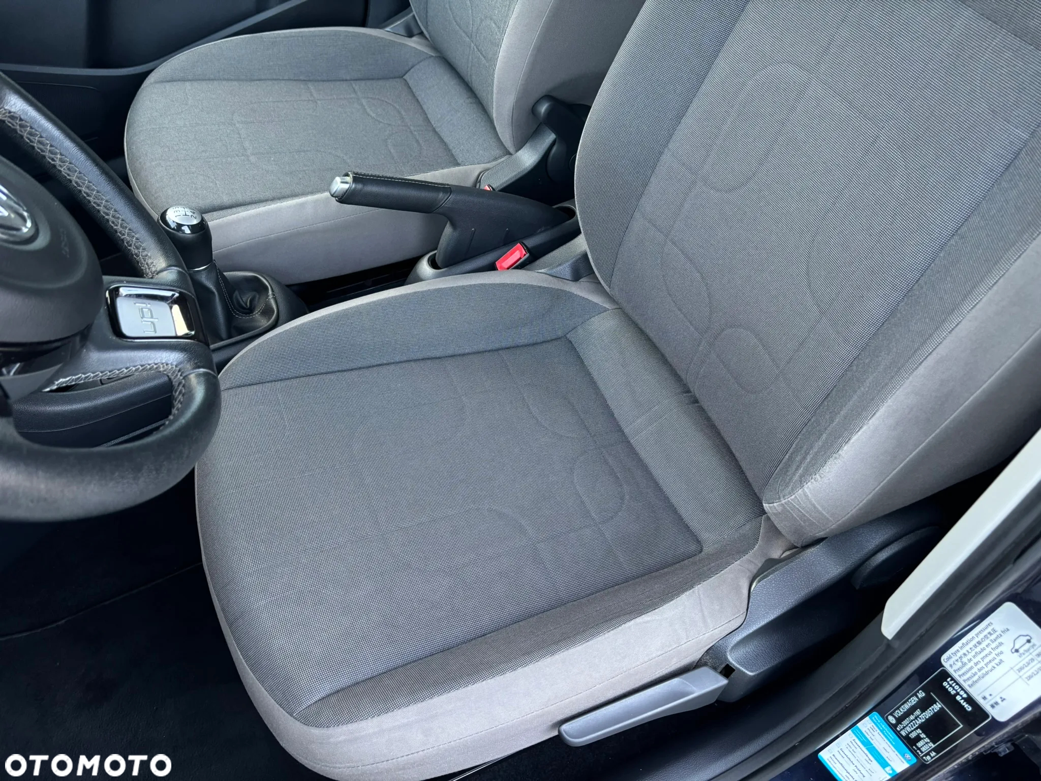 Volkswagen up! 1.0 cross - 4