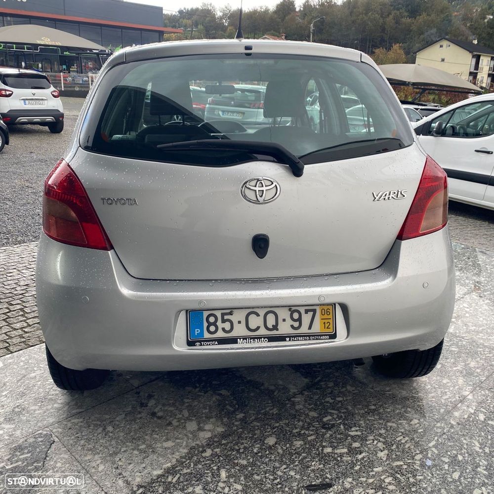 Toyota Yaris 1.0 VVT-i Sol High Pack MMT - 10