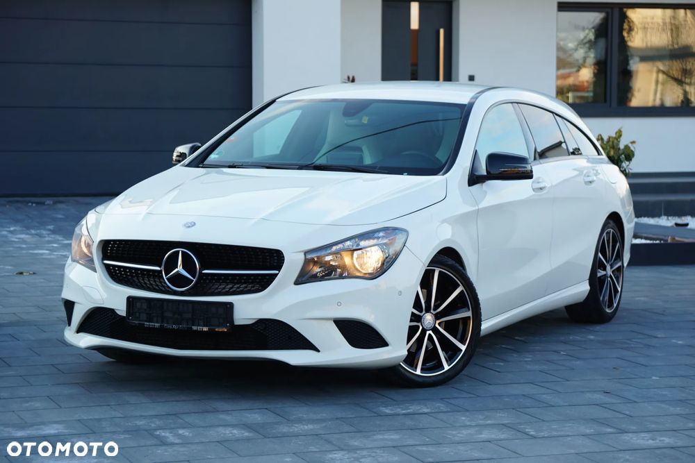 Mercedes-Benz CLA 180 7G-DCT UrbanStyle Edition - 6