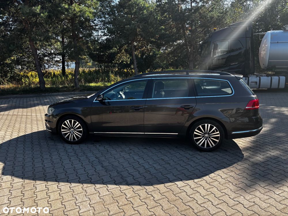 Volkswagen Passat - 20