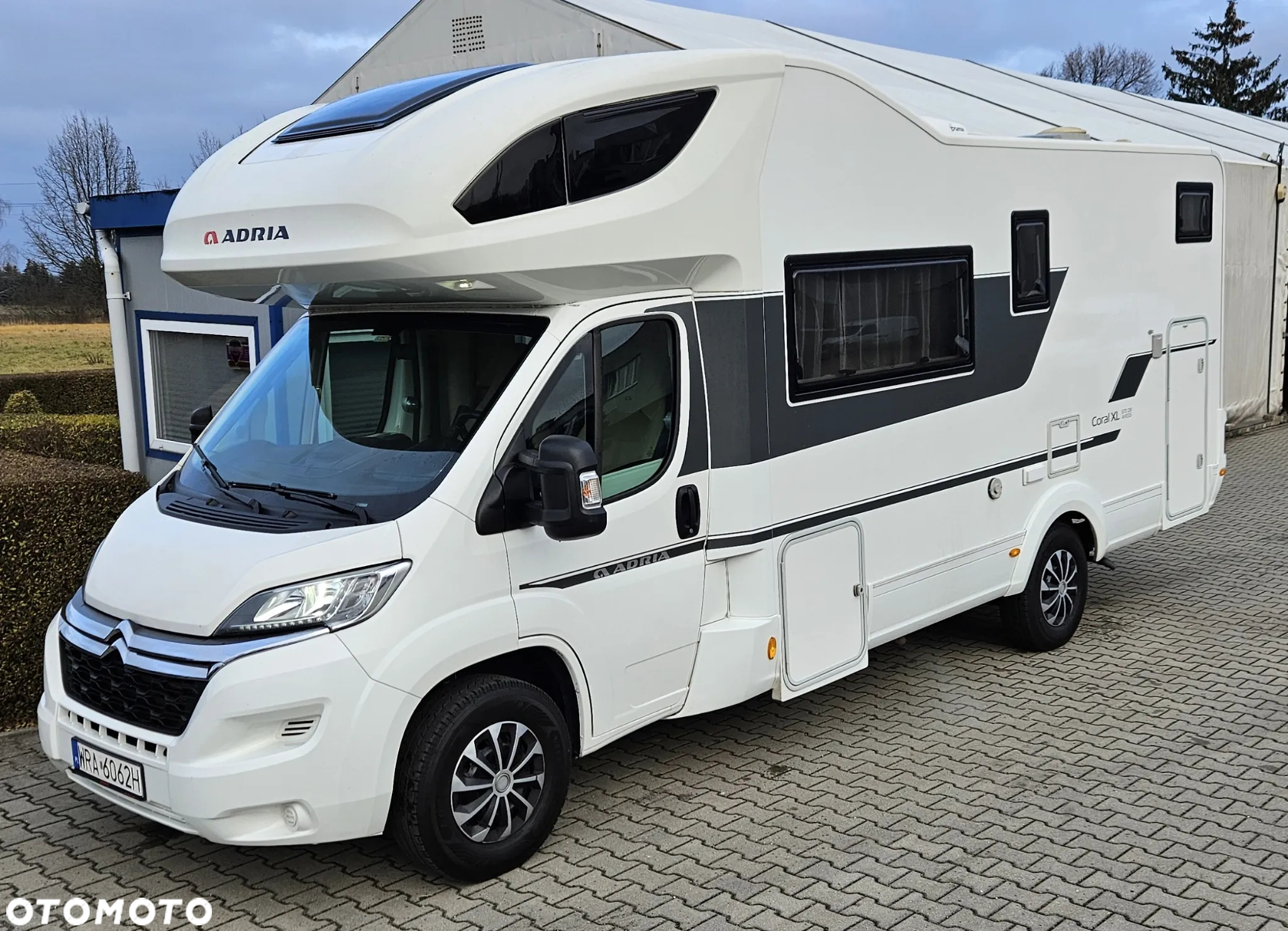 Adria CORAL XL 670 DK - 3