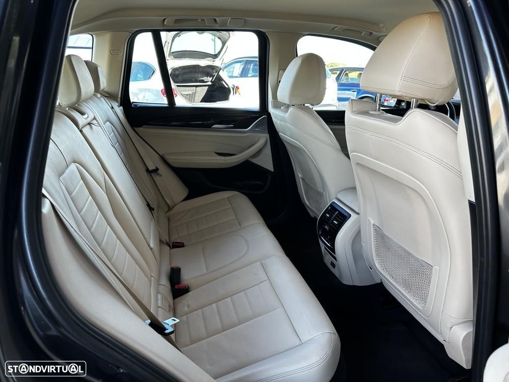 BMW X3 30 e xDrive xLine - 45