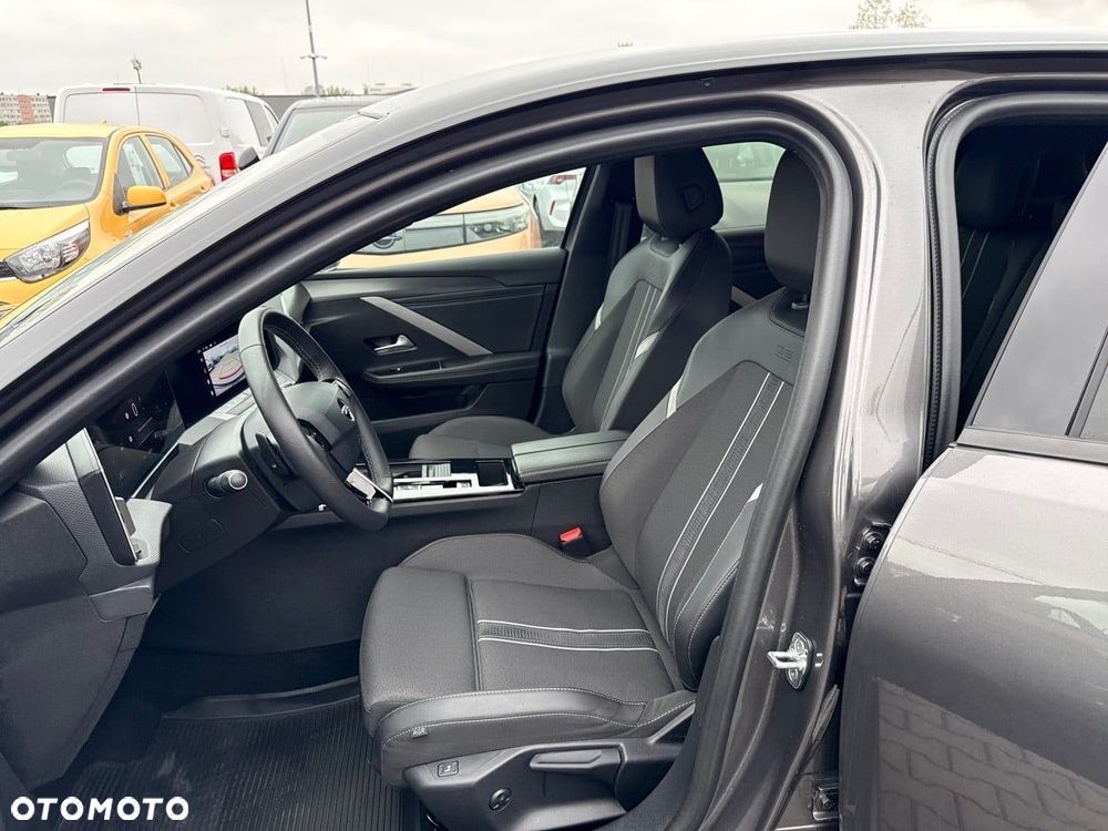 Opel Astra 1.2 T GS S&S - 9
